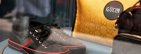 Gucci Nabs Prada’s Top U.S. Lawyer as Brand Seeks Sales 